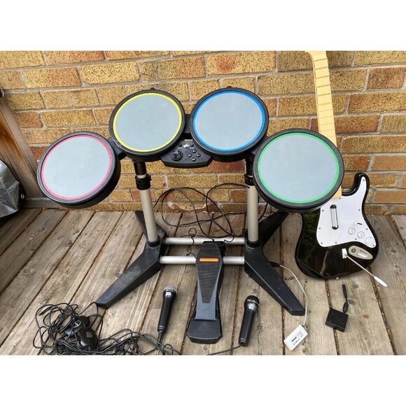 Rock Band Bundle PS3 Console, Wired Drums, Fender Stratocaster W/ Dongle, 2X Mic - Picture 8 of 14